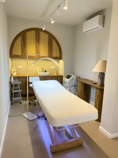 UKOI 33 Skin Concept